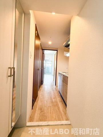 エスリード難波AGREAの玄関