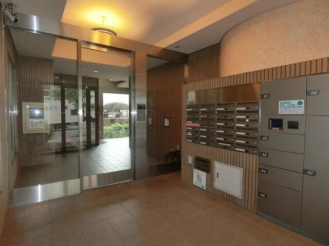 オークヒルズ壱番館のエントランス| 