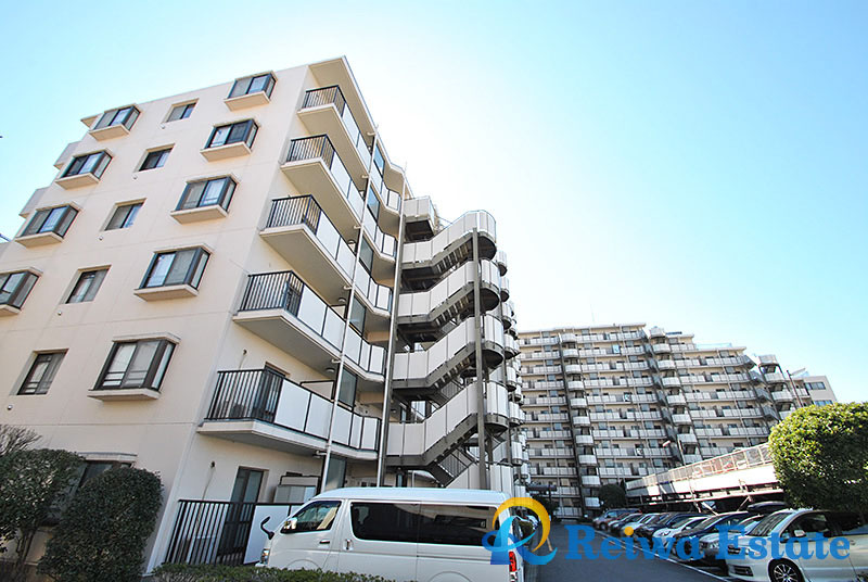 コスモ茅ヶ崎プレシオの外観