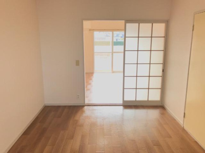 【展望】 | レジデンス伊藤 | ダイニングから洋室