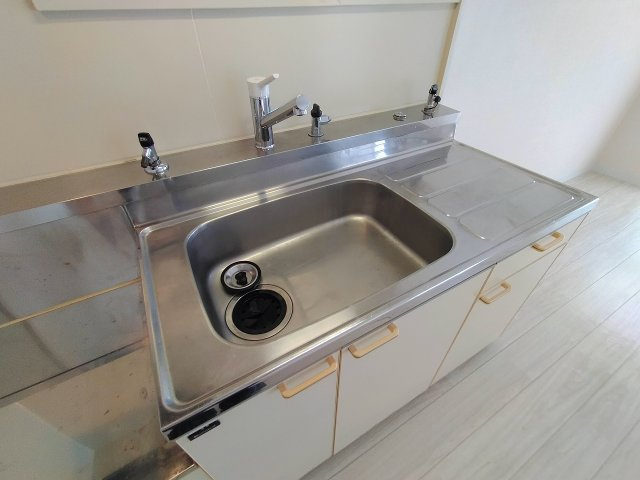 神戸市兵庫区西出町１丁目の賃貸マンション