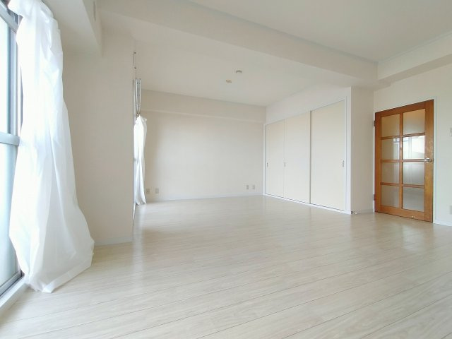 神戸市兵庫区西出町１丁目の賃貸マンション