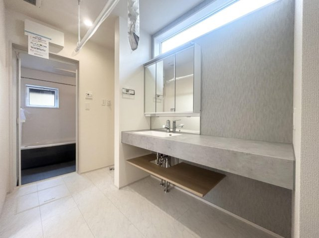 横浜市瀬谷区東野　新築戸建【仲介手数料無料】カースペース3台のその他