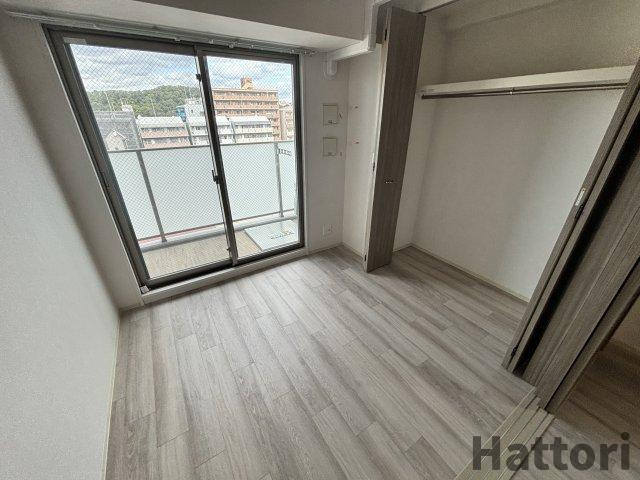 エスリードレジデンス江坂垂水町の居間・リビング