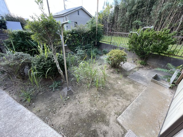 茂原市千町中古戸建の庭