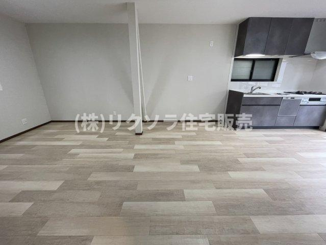 池田西町　中古一戸建てのダイニング|LDK16.0帖
■物件内覧・資金計画相談・住宅ローン相談、リフォーム相談、お問合せ受付中■
※当日・翌日のご内覧、ご相談はお電話でのお問合せがスムーズです！