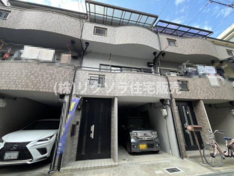 池田西町　中古一戸建ての外観|新しい生活にいかがでしょうか？外観はお住まいの顔になります。こだわりたいポイントですね。外壁塗装や屋根塗装のご相談も承っております。
■現地内覧・資金計画相談・住宅ローン相談もお問合せ受付中■