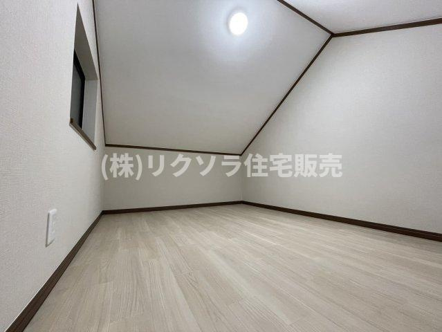 池田西町　中古一戸建ての収納|ロフト収納
■物件内覧・資金計画相談・住宅ローン相談、リフォーム相談、お問合せ受付中■
※当日・翌日のご内覧、ご相談はお電話でのお問合せがスムーズです！