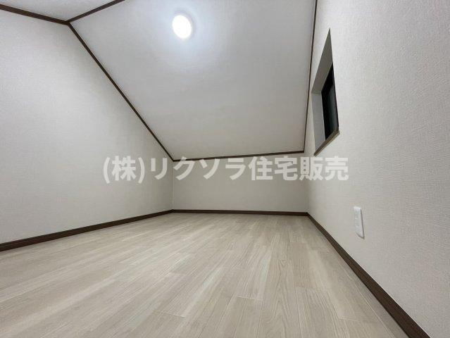 池田西町　中古一戸建ての収納|ロフト収納
■物件内覧・資金計画相談・住宅ローン相談、リフォーム相談、お問合せ受付中■
※当日・翌日のご内覧、ご相談はお電話でのお問合せがスムーズです！