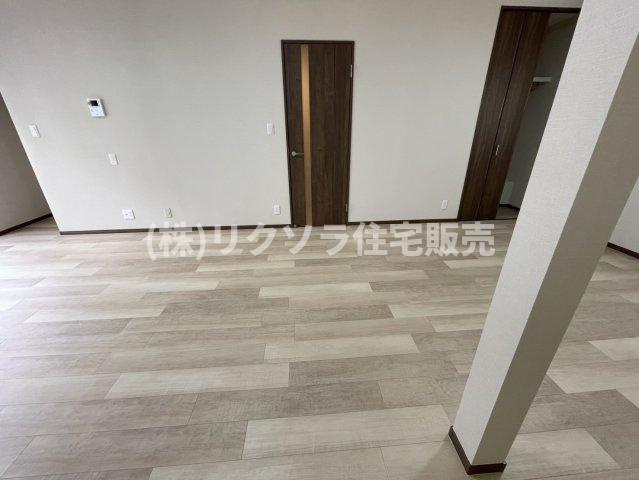 池田西町　中古一戸建てのダイニング|LDK16.0帖
■物件内覧・資金計画相談・住宅ローン相談、リフォーム相談、お問合せ受付中■
※当日・翌日のご内覧、ご相談はお電話でのお問合せがスムーズです！