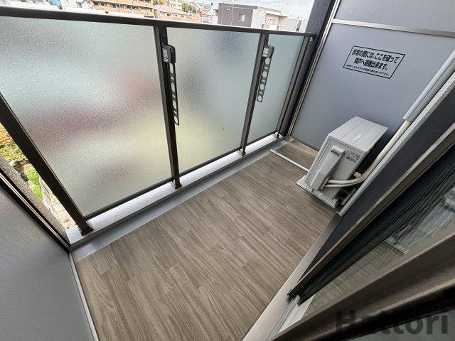 エスリードレジデンス江坂垂水町のバルコニー
