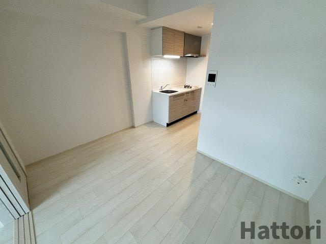 エスリードレジデンス江坂垂水町の居間・リビング