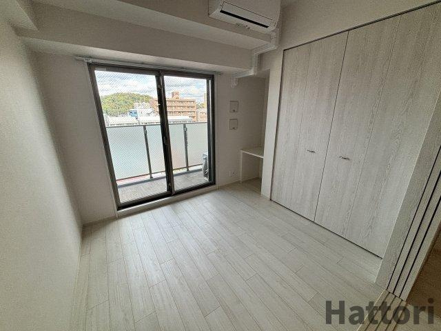 エスリードレジデンス江坂垂水町の居間・リビング