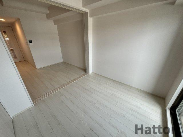 エスリードレジデンス江坂垂水町の居間・リビング