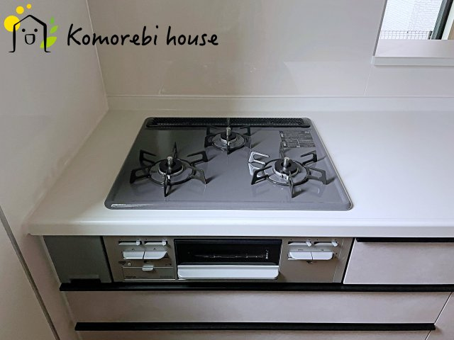 さいたま市北区今羽町　3期　新築一戸建て　グラファーレ　08のキッチン|26.2.16　撮影済み