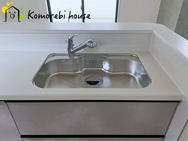 さいたま市北区今羽町　3期　新築一戸建て　グラファーレ　08のキッチン|26.2.16　撮影済み