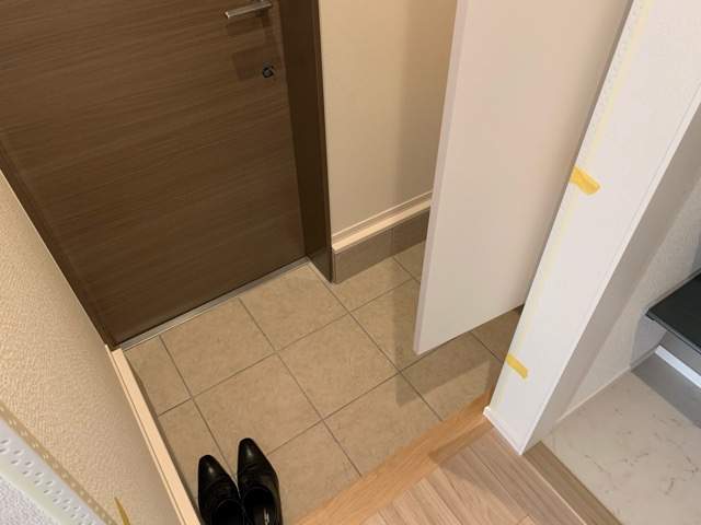 フォレ三鷹本村公園の玄関