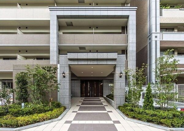 小西マンションの外観