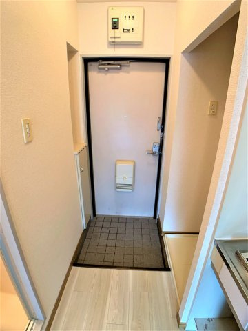 コーポYOU　A棟の玄関