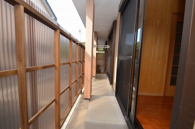 コーユー鷹見台A棟のバルコニー