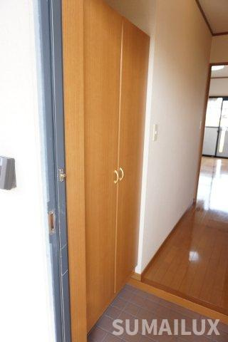 グレイスコート七番館の玄関