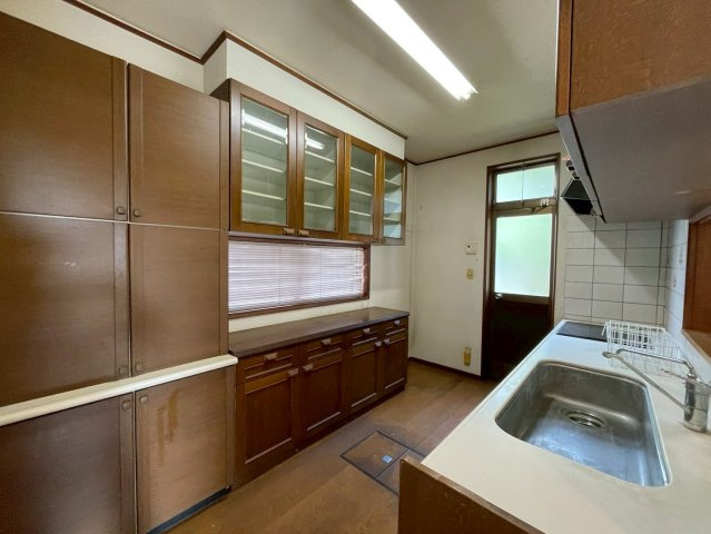 潮来市小泉　中古戸建の独立洗面台