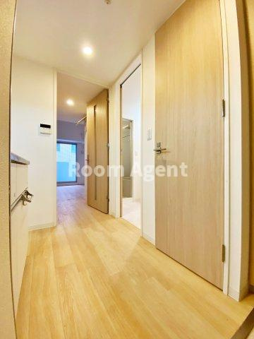 パルティール新栄の玄関