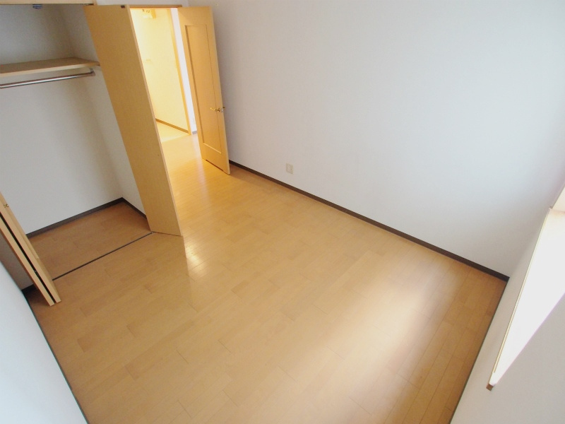 ハートランド大町の寝室