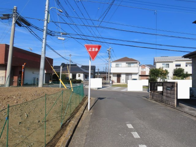 川越市小堤売地の前面道路含む現地写真