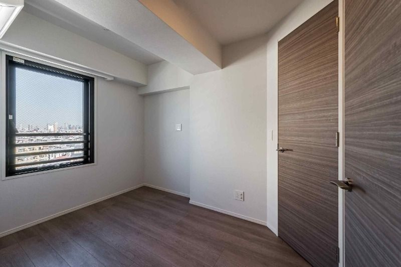 シーズンフラッツ柿の木坂の洋室