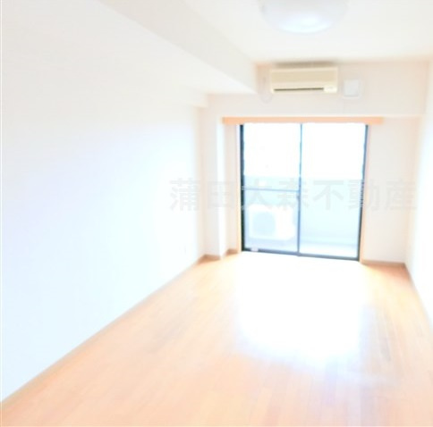 ルーブル蒲田壱番館の居間・リビング