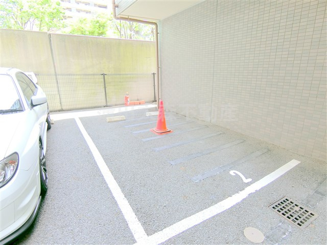ルーブル蒲田壱番館の駐車場|敷地内平置き駐車場　空き状況等詳細はお問合せ下さい。
