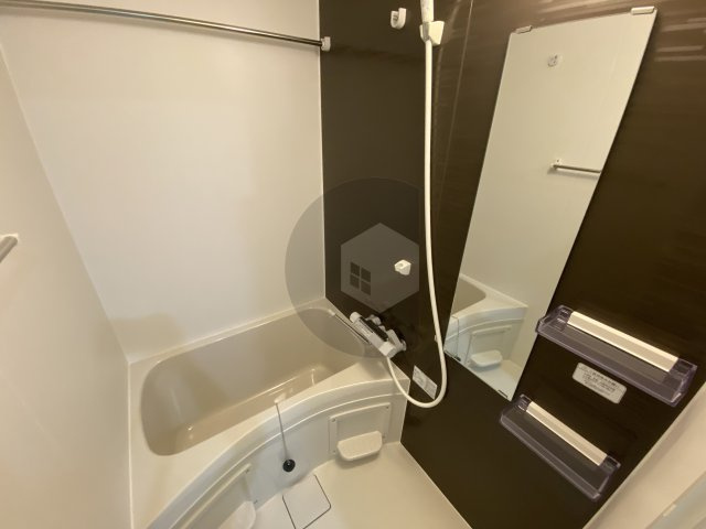 ディーポルタ・アレグリアの浴室