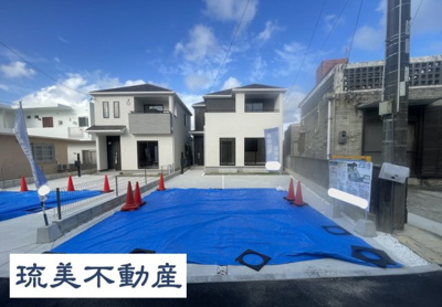 【外観】 | 沖縄市南桃原（全2棟）ラストB号棟 | B号棟　駐車4台可♪