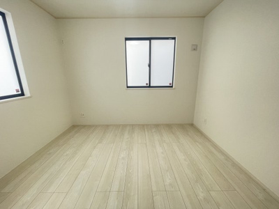 【洋室】 | 沖縄市南桃原（全2棟）ラストB号棟 | B号棟　洋室5.75帖＋CL付き♪