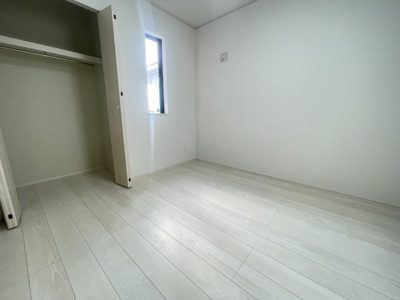 【洋室】 | 沖縄市南桃原（全2棟）ラストB号棟 | B号棟　洋室5.25帖＋CL付き♪