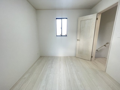 【洋室】 | 沖縄市南桃原（全2棟）ラストB号棟 | B号棟　洋室5.25帖＋CL付き♪