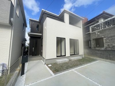 【外観】 | 沖縄市南桃原（全2棟）ラストB号棟 | B号棟　駐車4台可♪