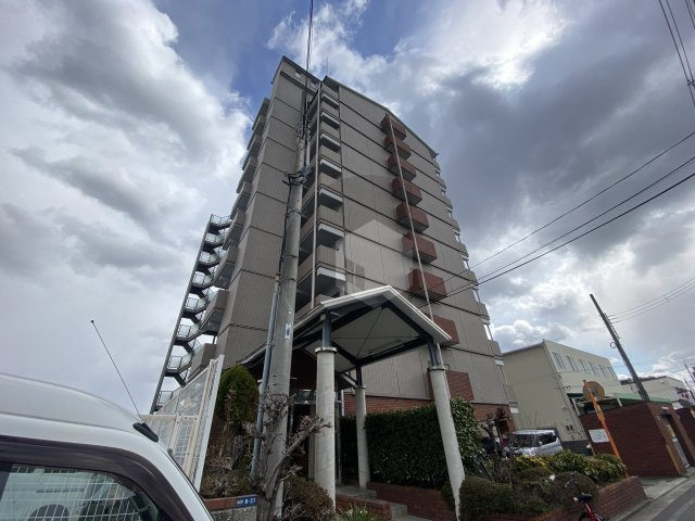 ニュープリーメルの外観