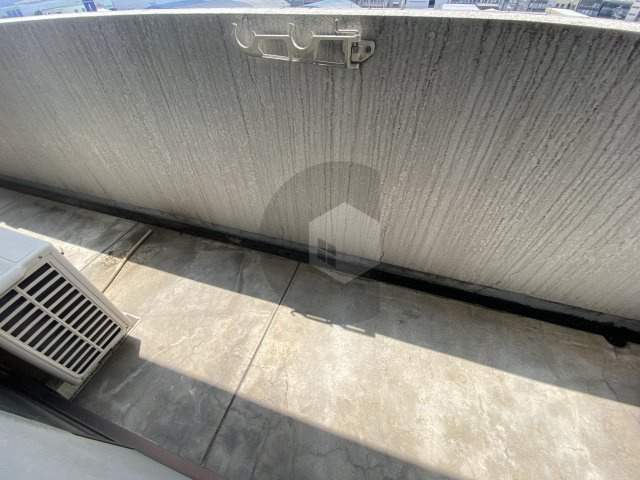 ニュープリーメルのバルコニー