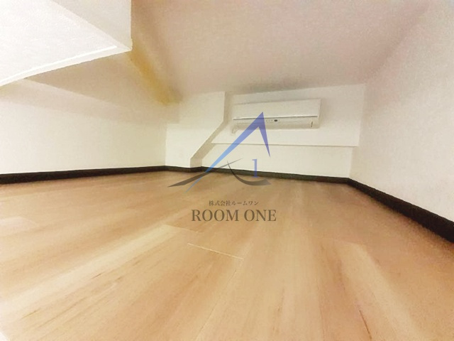 東海ビルの内装