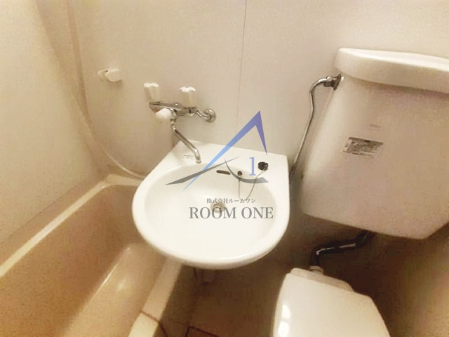 東海ビルの洗面所|洗面台です。