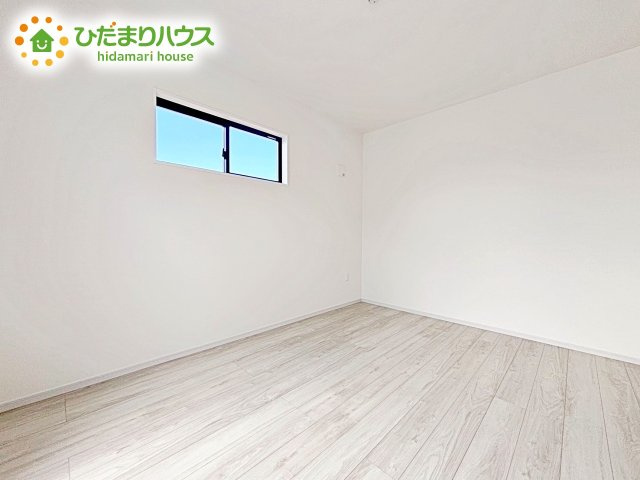 【寝室】 | 水戸市笠原町2期　新築戸建　3号棟 | ベッドを置いても余裕の広さがあります。パソコンや趣味のスペースなどインテリアを考えるのも楽しみですね！
