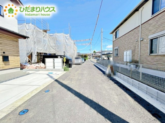 【前面道路含む現地写真】 | 水戸市笠原町2期　新築戸建　3号棟 | 閑静な住宅地なので、静かな環境で暮らしやすいですね。
