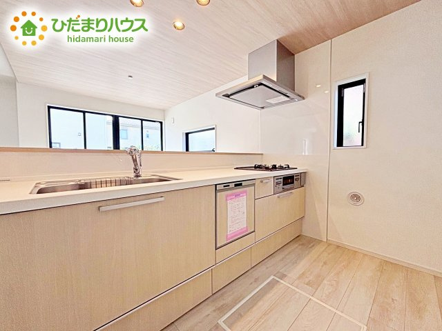 【キッチン】 | 水戸市笠原町2期　新築戸建　3号棟 | 料理をしながらでも、ご家族との会話を楽しめる対面式キッチン♪