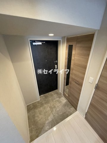 玉造Baseの玄関