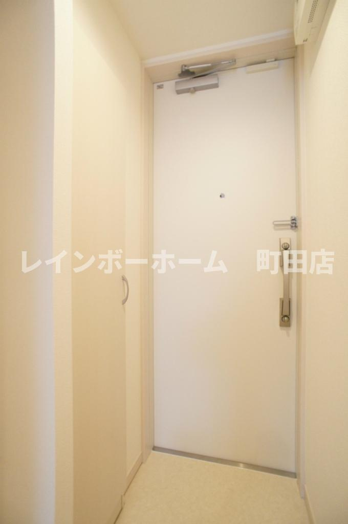 リブリ・モア※初期費用分割あと払いサービス利用可能物件の玄関