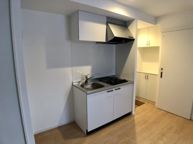 東大阪市友井２丁目のアパートのキッチン