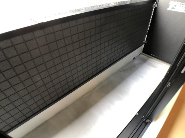 東大阪市友井２丁目のアパートのバルコニー