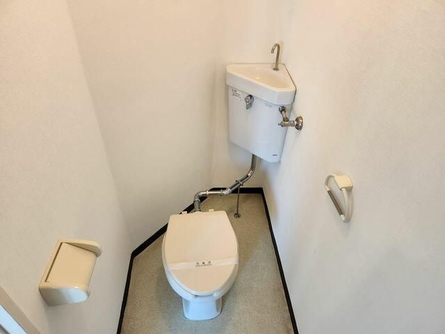 藍工房ビルのトイレ